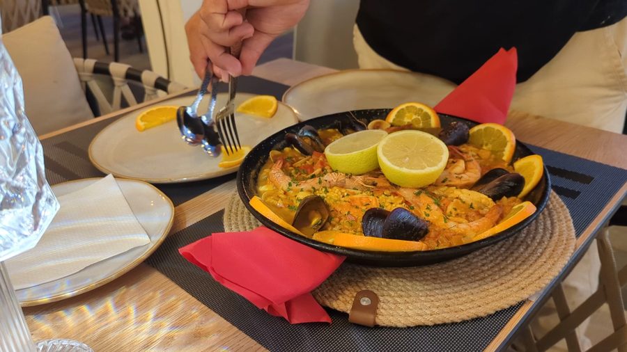 Paella Mixta