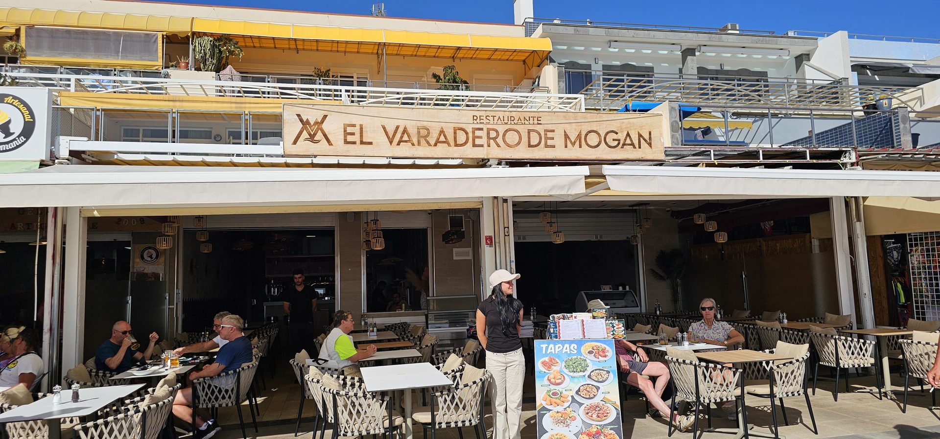 Fachada de El Varadero de Mogan