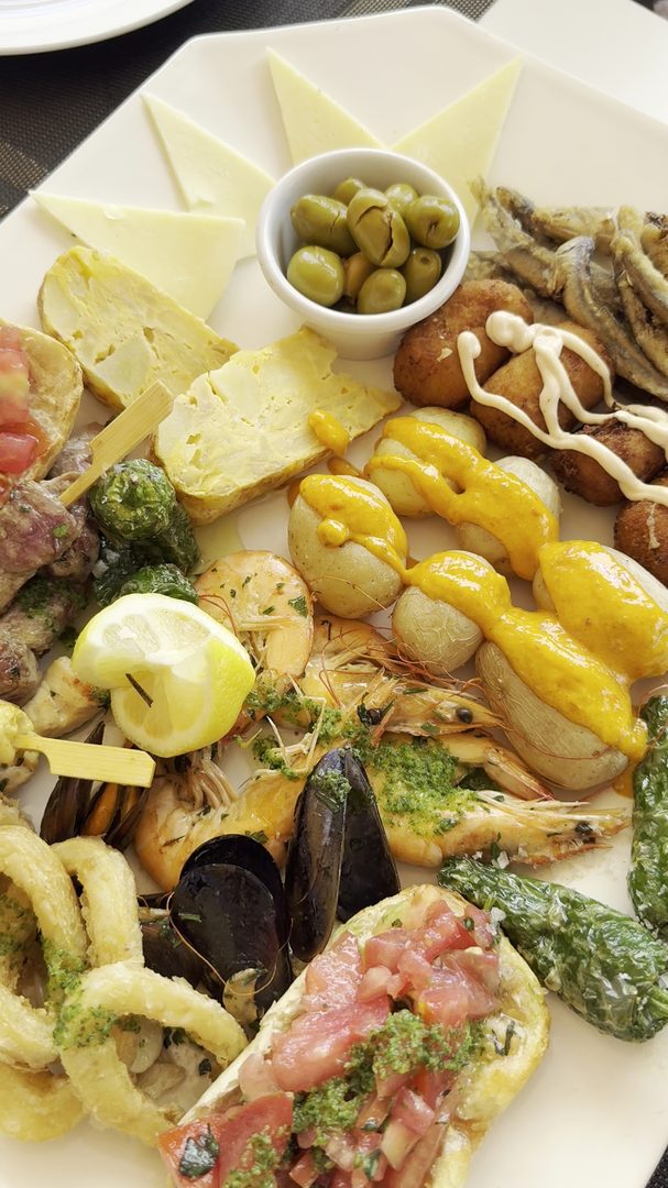 Tapas variados El Varadero